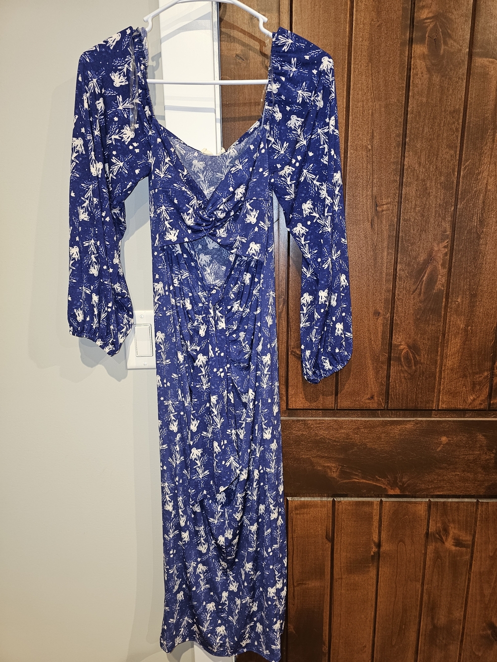 NWT - Endless Blu - Blue Floral Long Sleeve Midi Dress - Blue